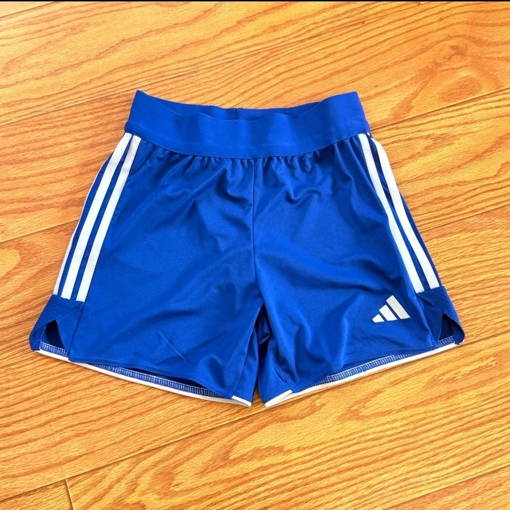 NWT Adidas Womens Trainers Shorts Blue White Size XS